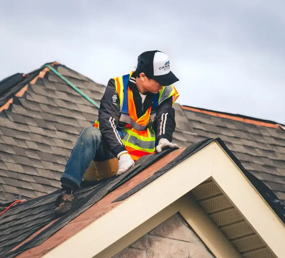 Canadian Roofers professional roofing team working on Toronto and GTA residential and commercial projects